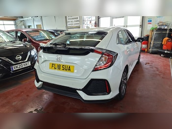 Used Honda Civic 2018 for sale - 76892382: Photo