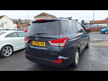 Used Ssangyong Turismo 2017 for sale - 72717719: Photo