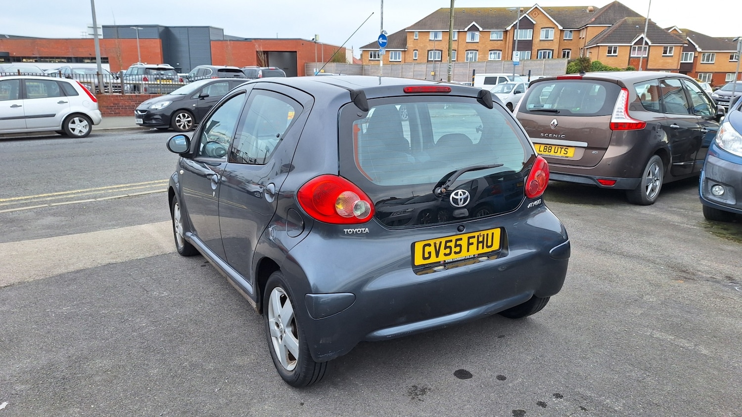 Used Toyota AYGO 2005 for sale - 76452480: Photo 5