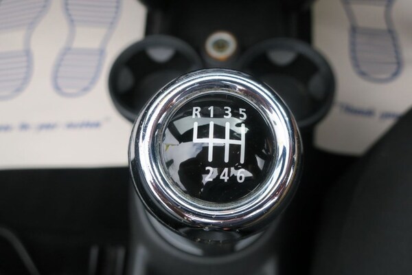 Used MINI Convertible 2010 for sale - 75088044: Photo 18