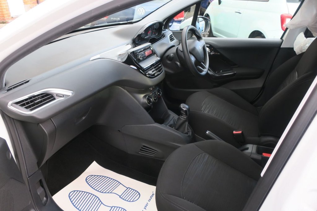 Used Peugeot 208 2013 for sale - 76386291: Photo 13