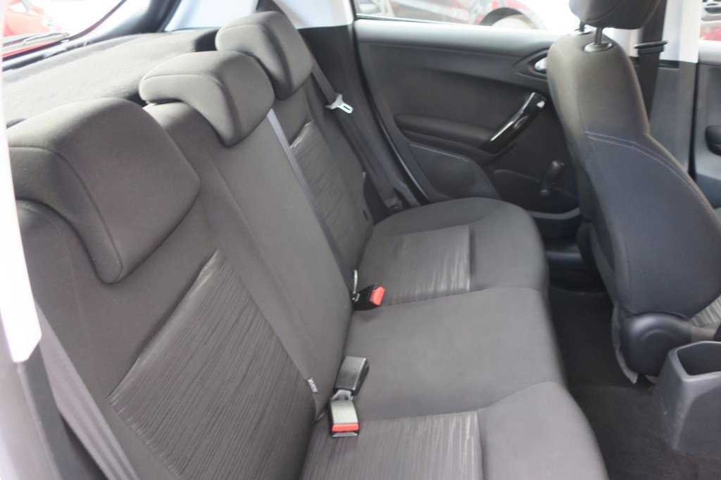 Used Peugeot 208 2013 for sale - 76386291: Photo 15