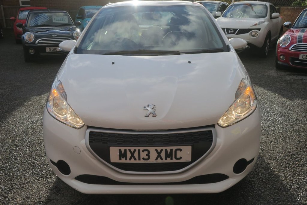 Used Peugeot 208 2013 for sale - 76386291: Photo 8