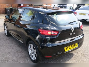 Used Renault Clio 2015 for sale - 79631839: Photo