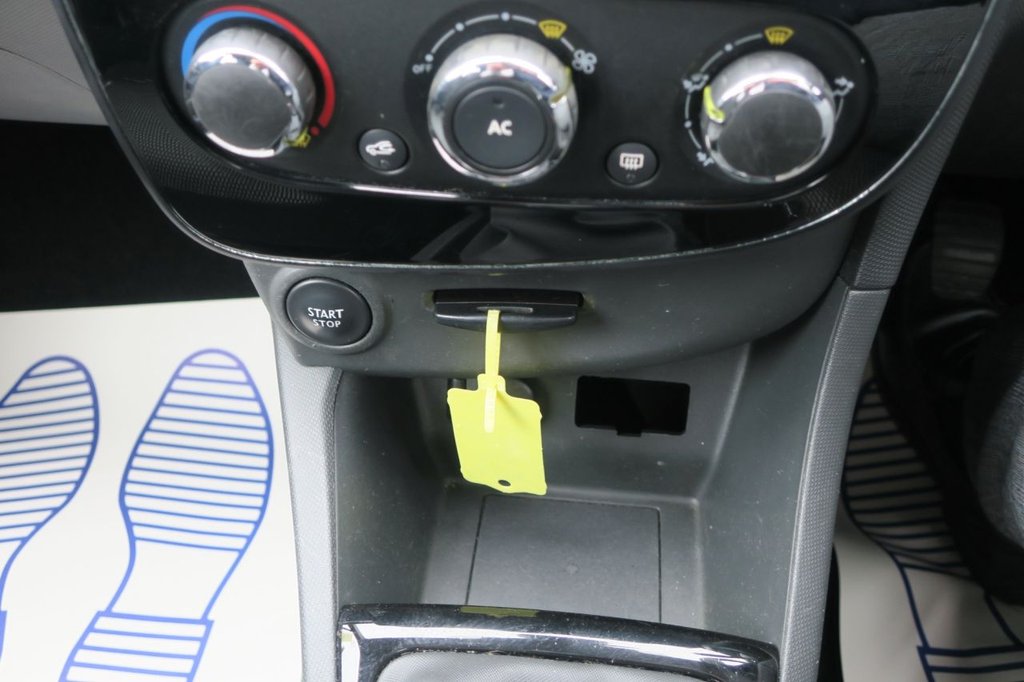 Used Renault Clio 2013 for sale - 77313183: Photo 17