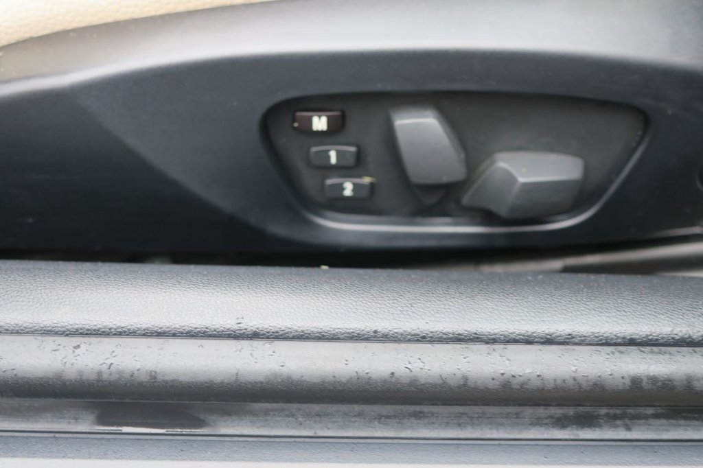 Used BMW 3 Series 2010 for sale - 77780602: Photo 18