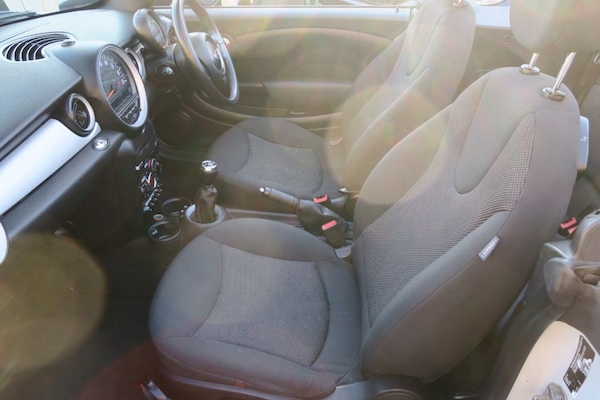 Used MINI Convertible 2015 for sale - 74237227: Photo 16