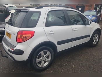 Used Suzuki SX4 2013 for sale - 77521004: Photo