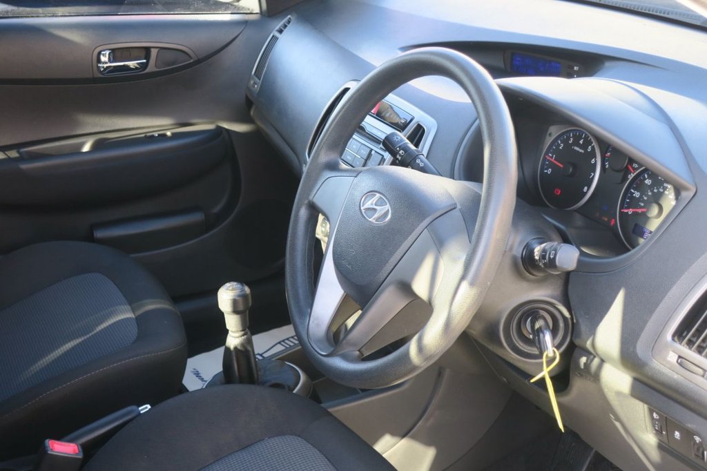 Used Hyundai i20 2013 for sale - 76711044: Photo 12