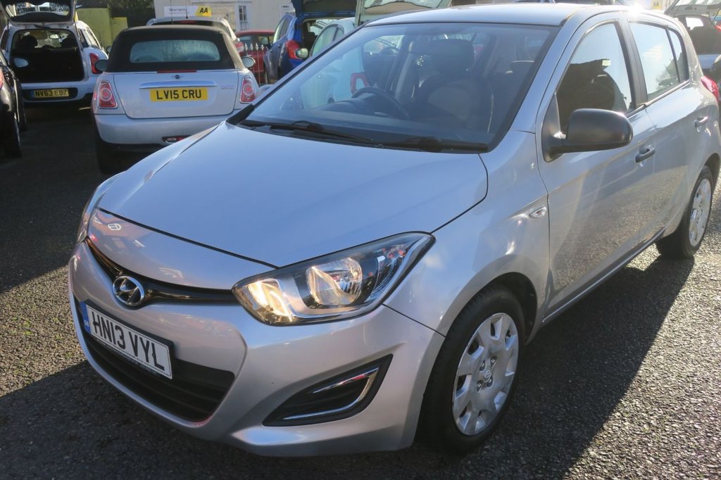 Used Hyundai i20 2013 for sale - 76711044: Photo 6