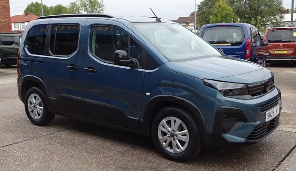 Used Peugeot Rifter 2025 for sale - 76048254: Photo 25