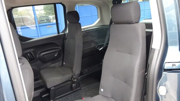 Used Peugeot Rifter 2025 for sale - 76048254: Photo 32