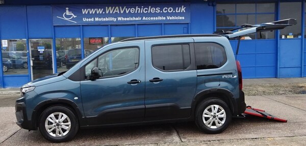 Used Peugeot Rifter 2025 for sale - 76048254: Photo 36