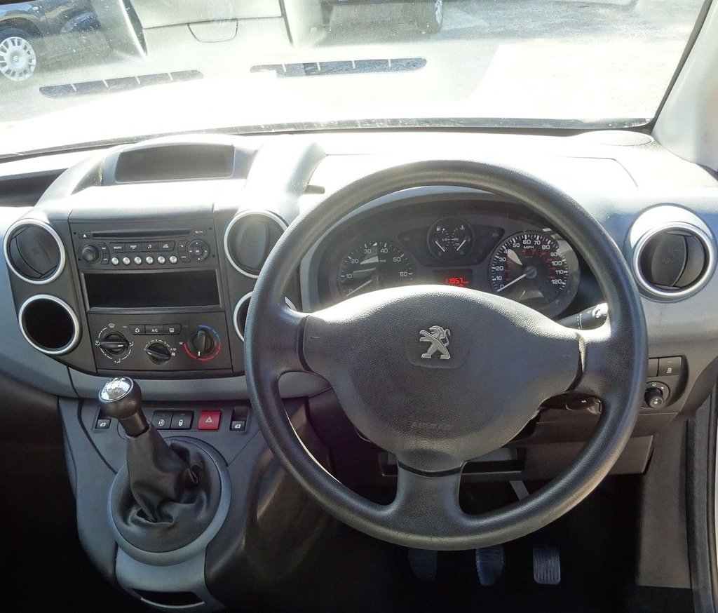 Used Peugeot Partner Tepee 2015 for sale - 76038718: Photo 16