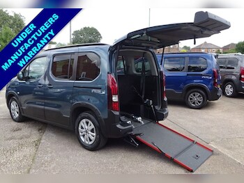 Used Peugeot Rifter 2024 for sale - 75961932: Photo