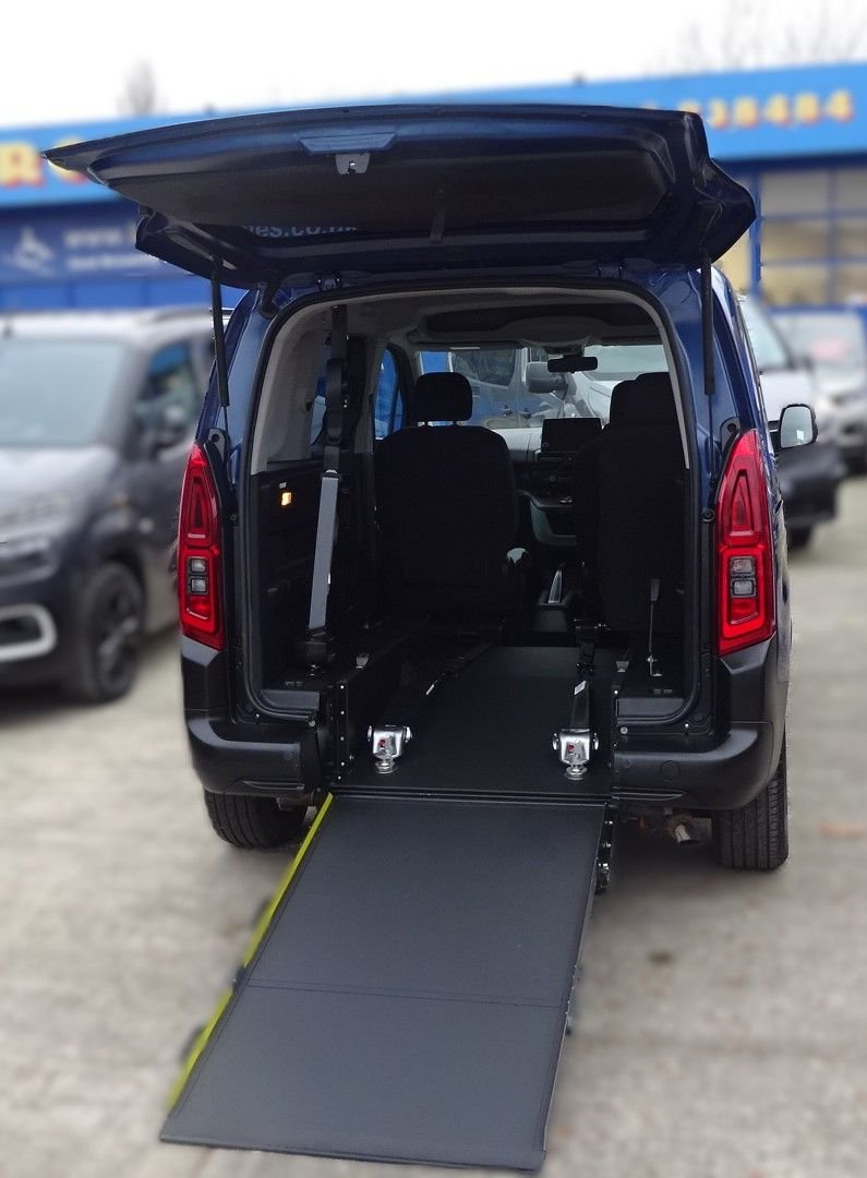 Vehicle 19