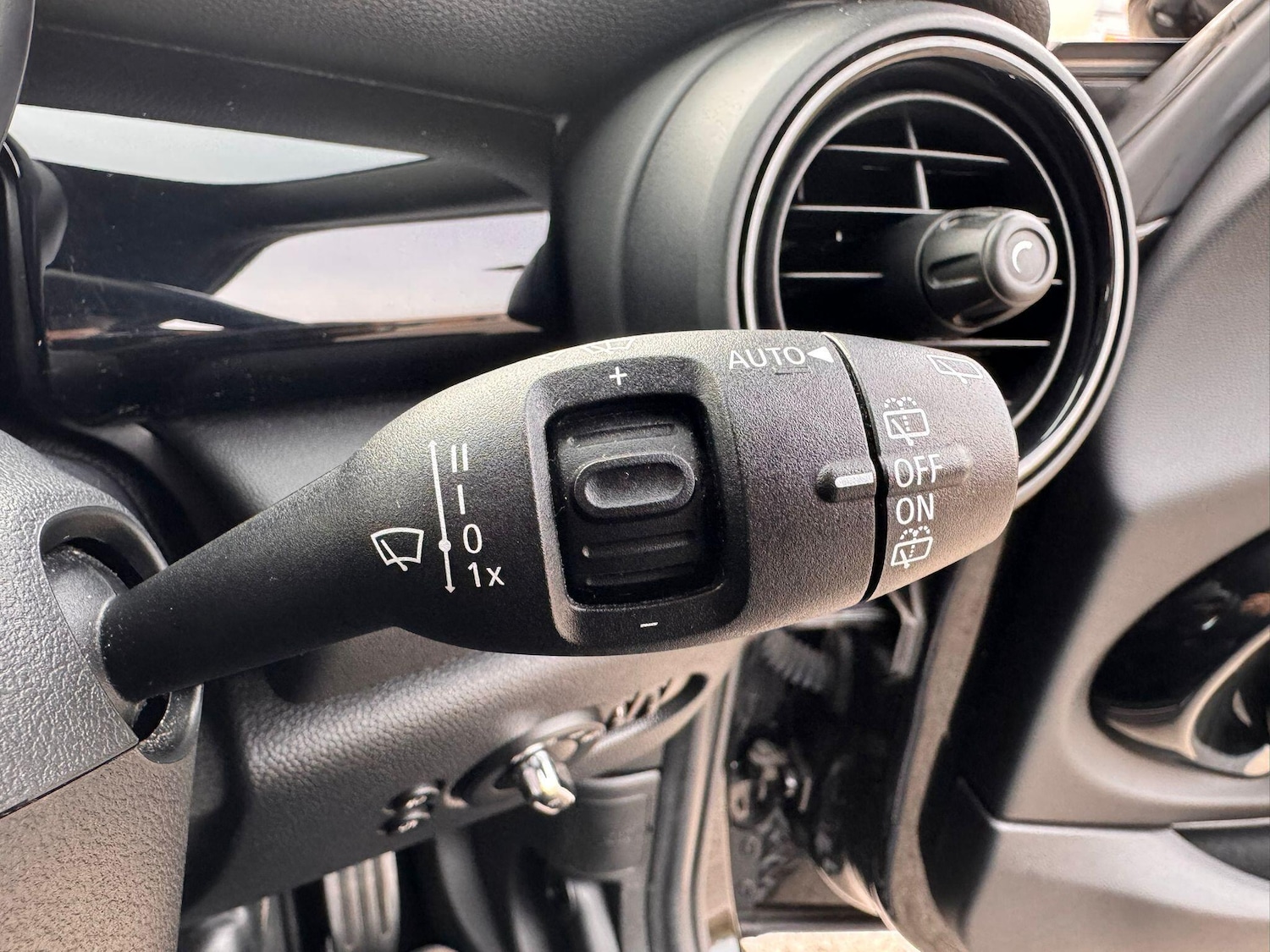 Used MINI Hatch 2018 for sale - 76772260: Photo 16