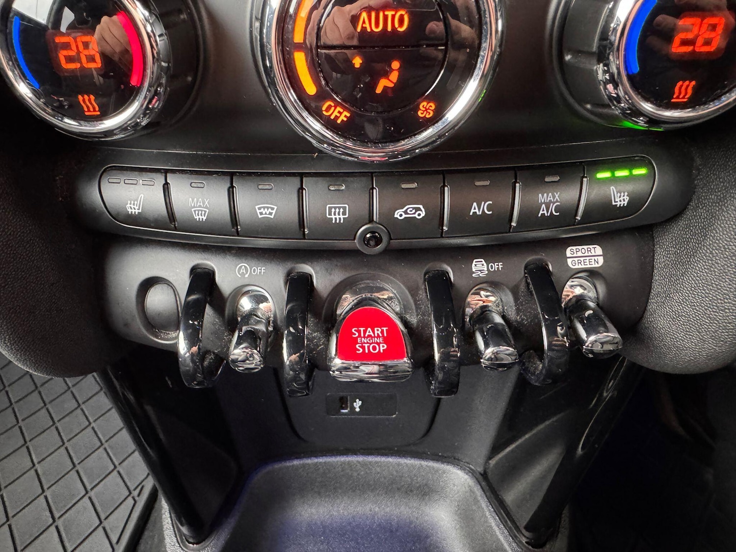 Used MINI Hatch 2018 for sale - 76772260: Photo 20