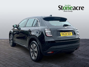 Used Fiat 600 2024 for sale - 76472417: Photo