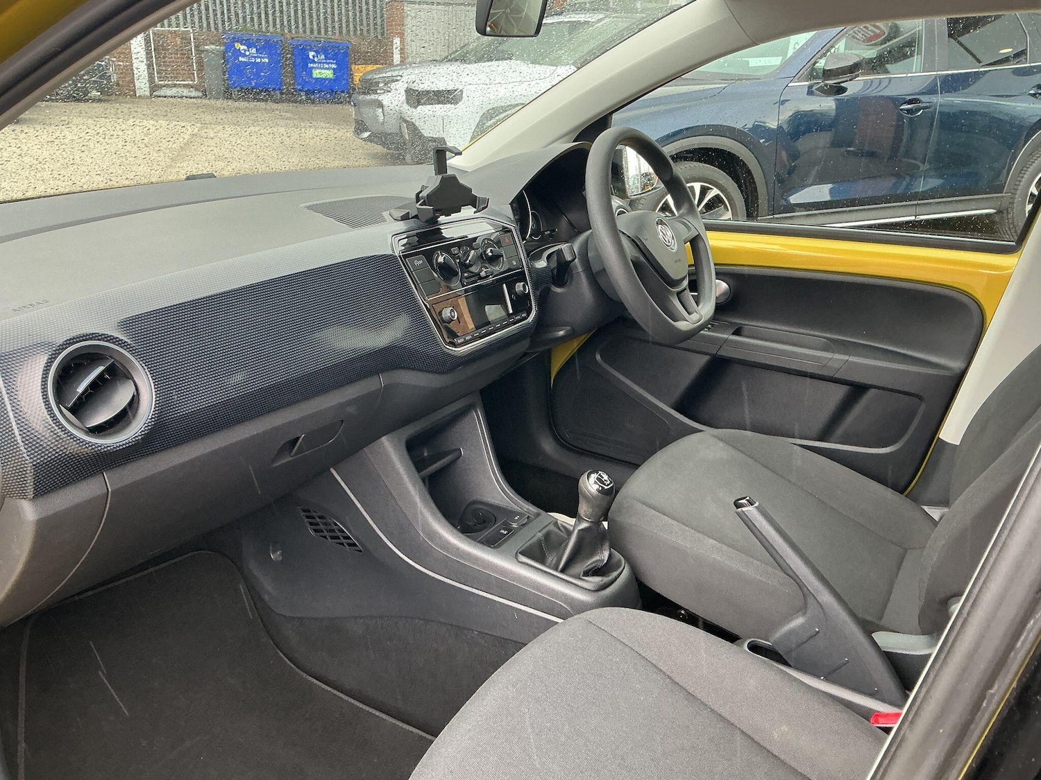 Used Volkswagen up! 2018 for sale - 78127361: Photo 21