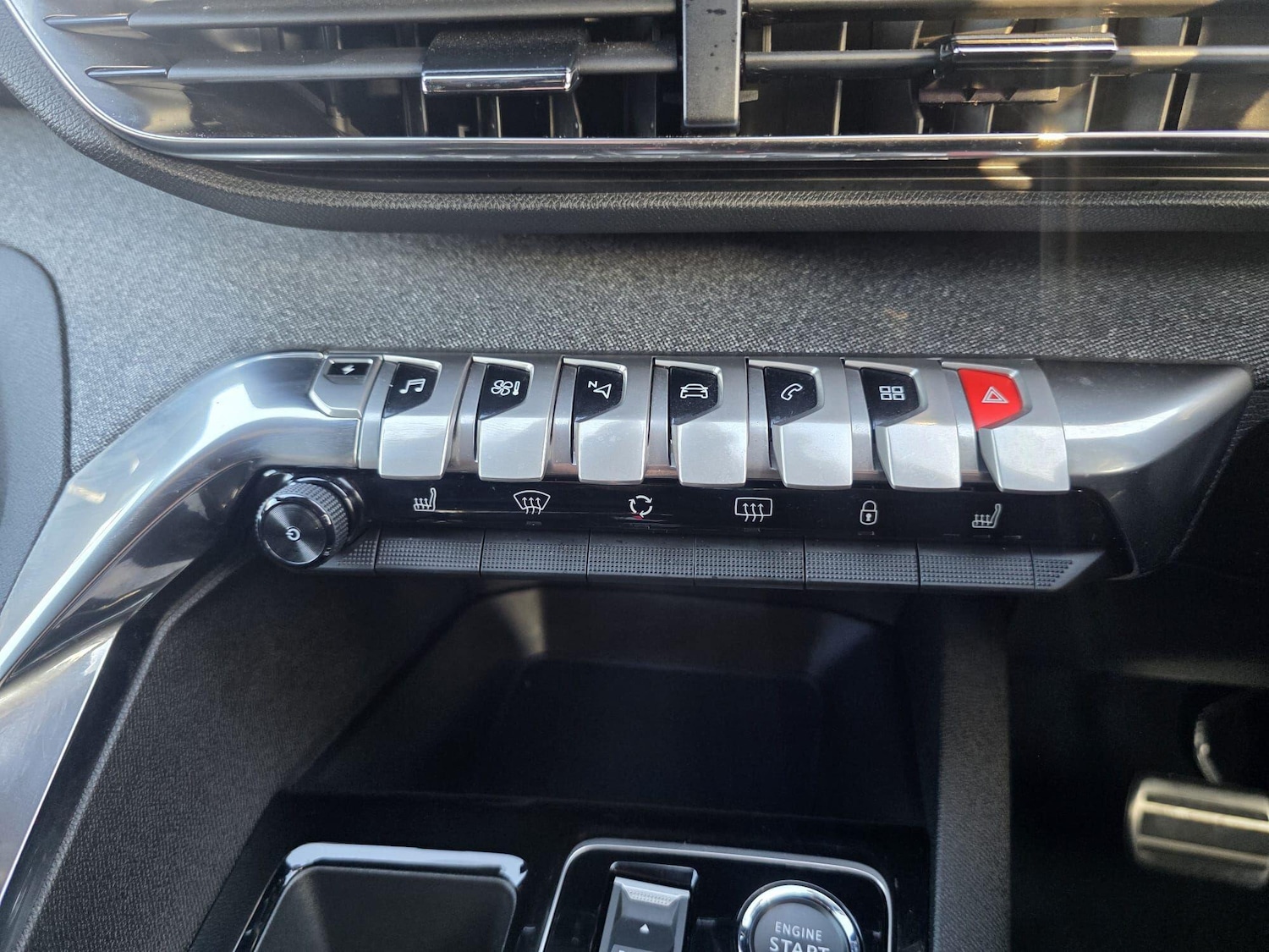 Used Peugeot 3008 2024 for sale - 77021272: Photo 28