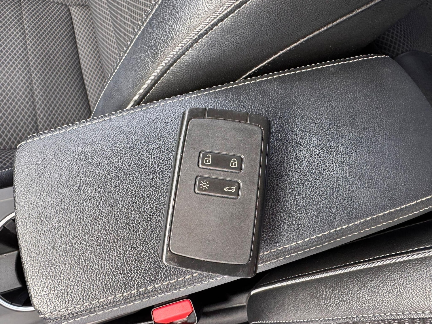 Used Renault Arkana 2022 for sale - 76619629: Photo 23