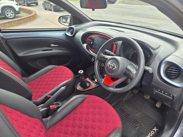 Used Toyota Aygo X 2024 for sale - 76269819: Photo 25