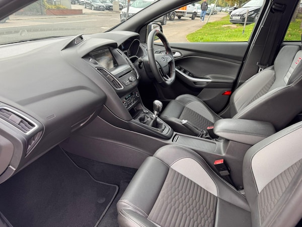 Used Ford Focus 2016 for sale - 76166929: Photo 17