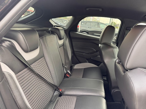 Used Ford Focus 2016 for sale - 76166929: Photo 19