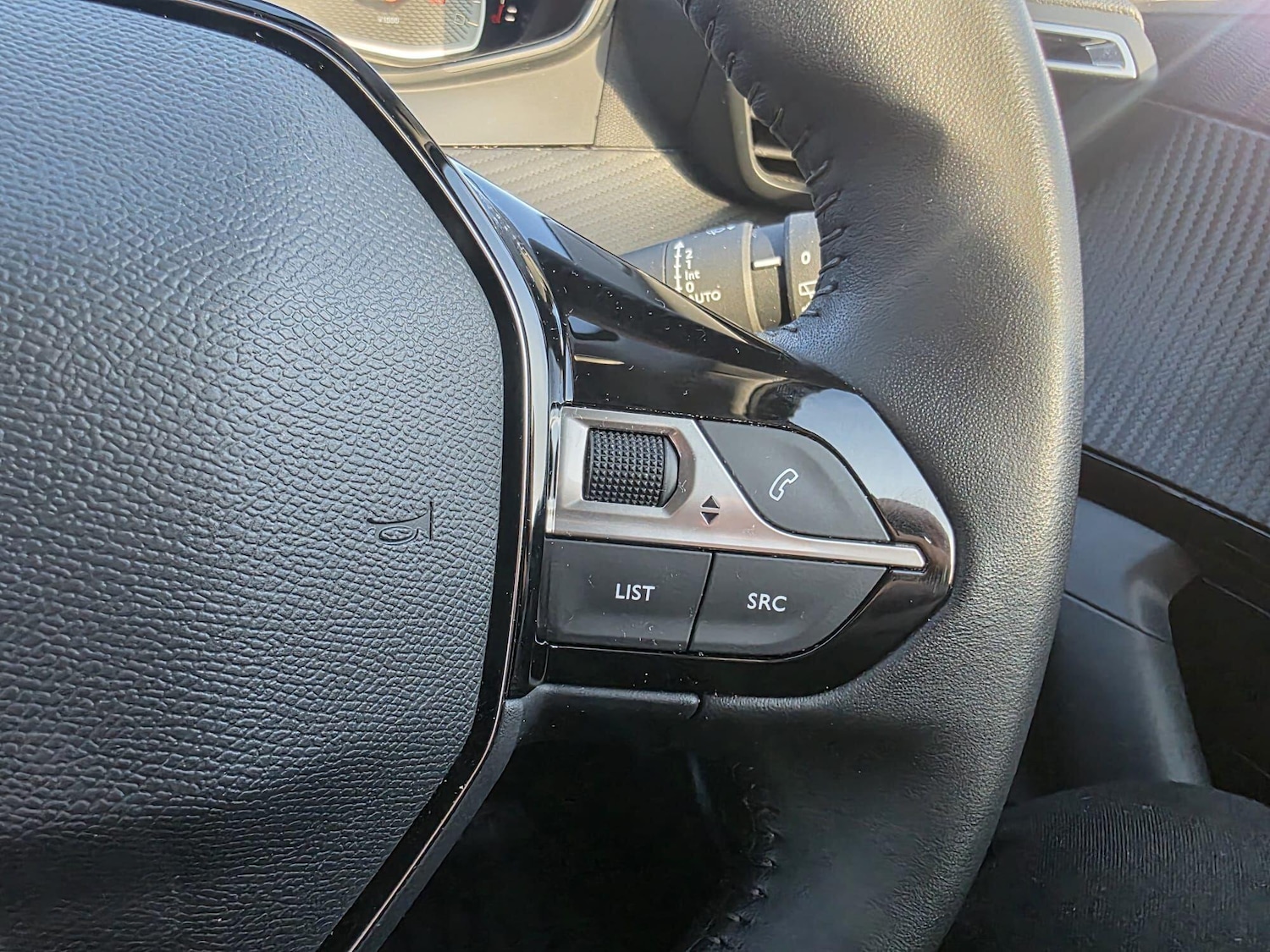 Used Peugeot 2008 2022 for sale - 77084384: Photo 11