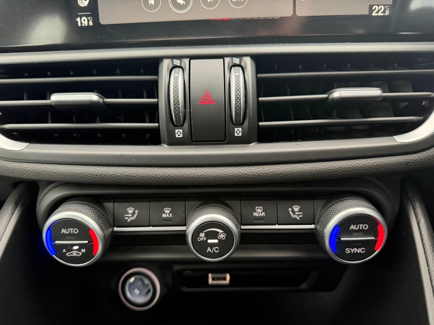 Used Alfa Romeo Giulia 2024 for sale - 78072991: Photo 38