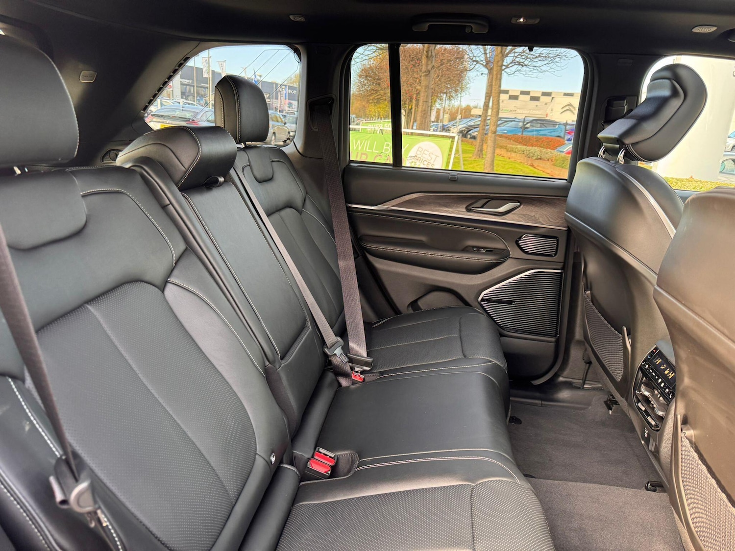 Used Jeep Grand Cherokee 2025 for sale - 76644990: Photo 12