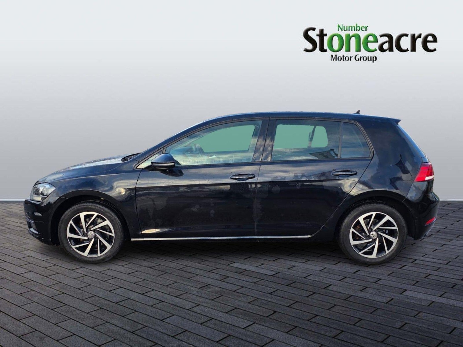 Used Volkswagen Golf 2019 for sale - 76607002: Photo 3