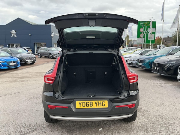 Used Volvo XC40 2019 for sale - 76121978: Photo 9
