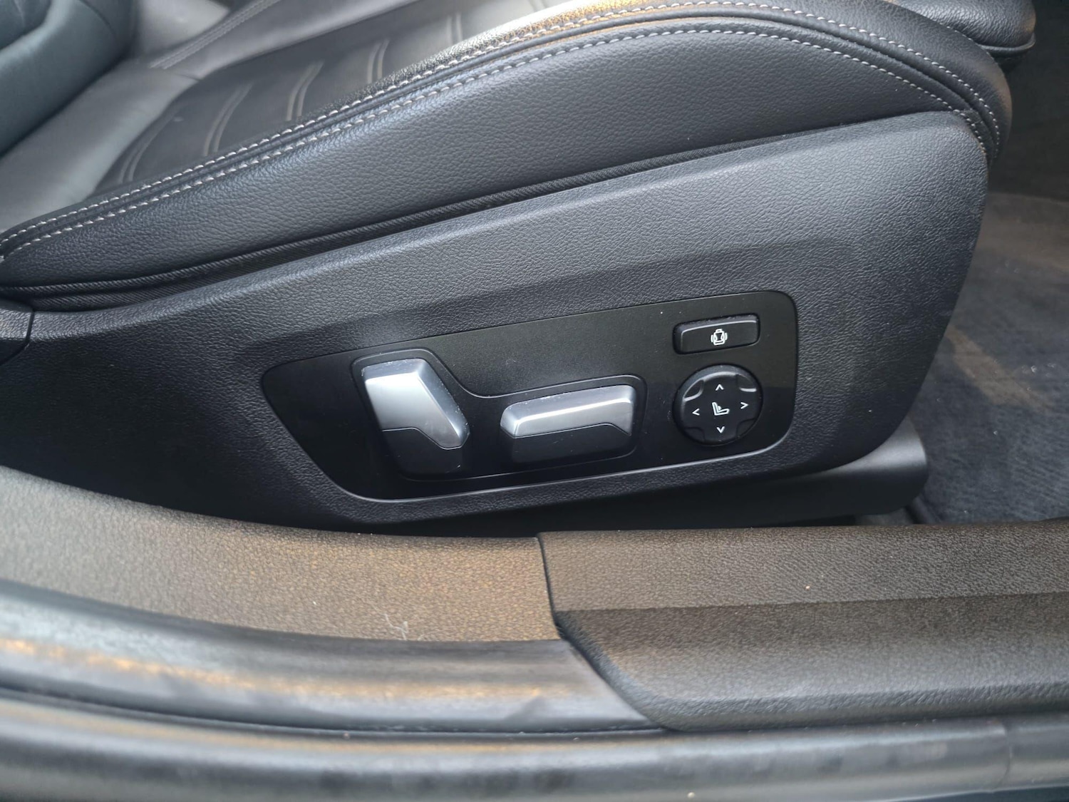 Used BMW 3 Series 2019 for sale - 77143436: Photo 17