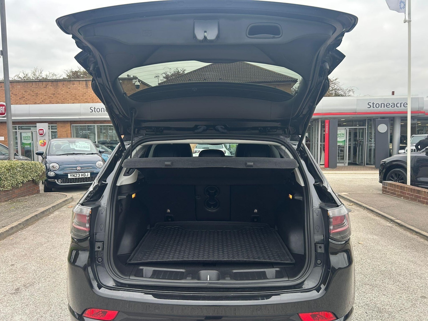 Used Jeep Compass 2023 for sale - 76619972: Photo 10