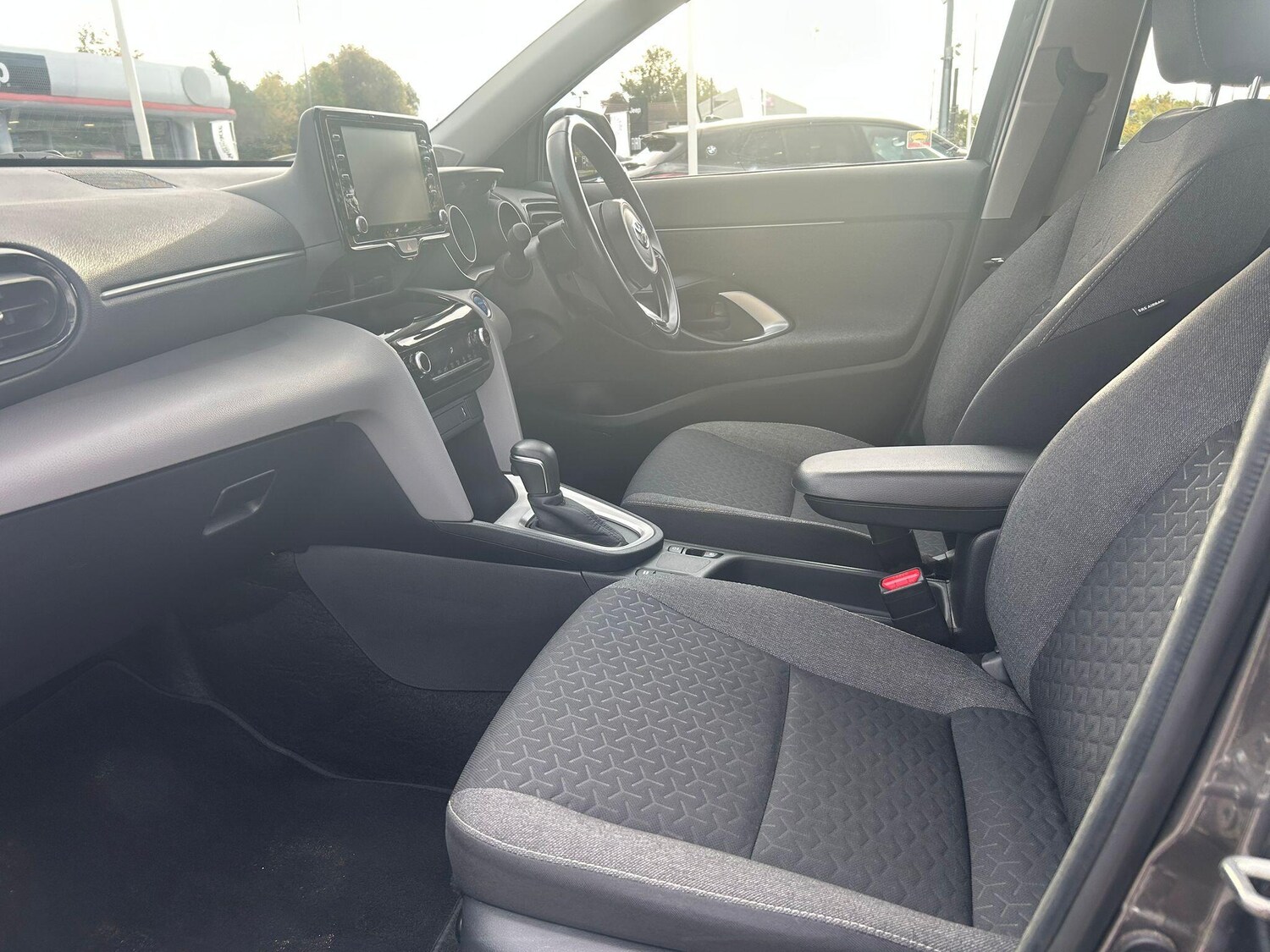 Used Toyota Yaris Cross 2021 for sale - 76199897: Photo 18