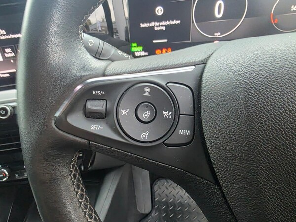 Used Vauxhall Mokka Electric 2023 for sale - 76200115: Photo 15