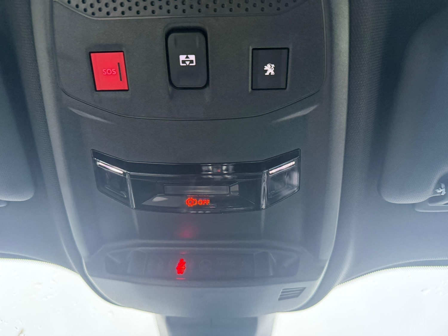 Used Peugeot 2008 2021 for sale - 77049750: Photo 17