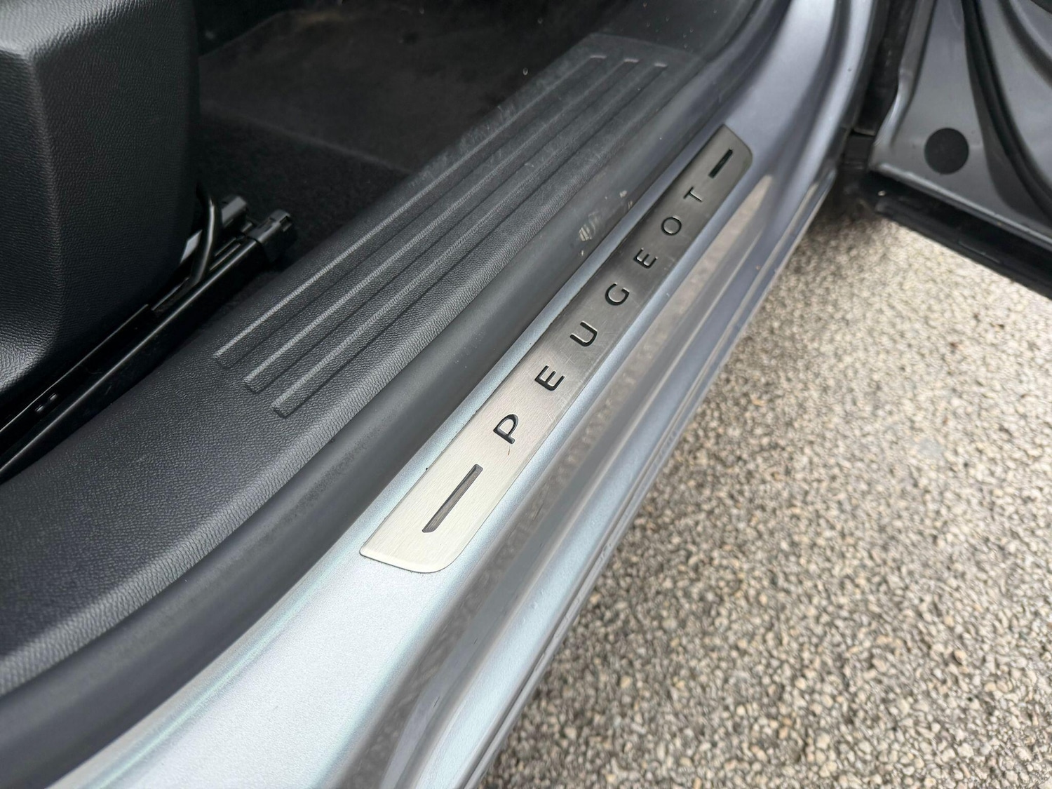 Used Peugeot 2008 2021 for sale - 77049750: Photo 38