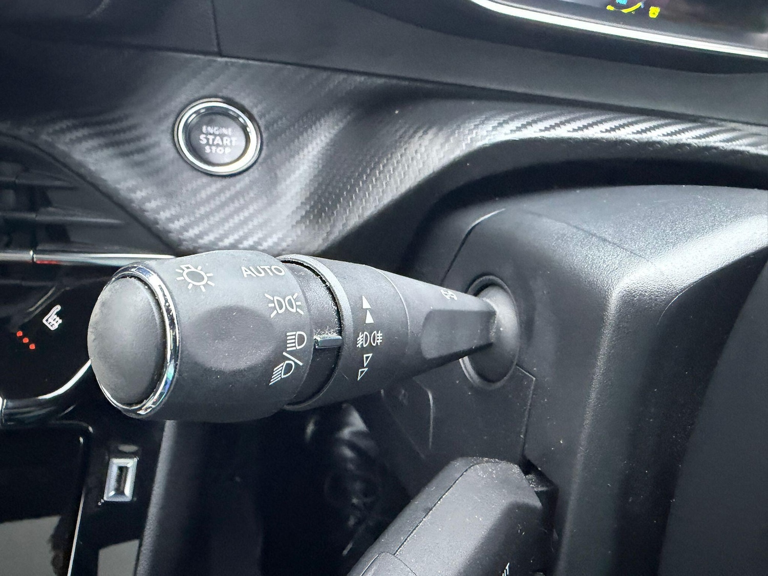 Used Peugeot 2008 2021 for sale - 77049750: Photo 40