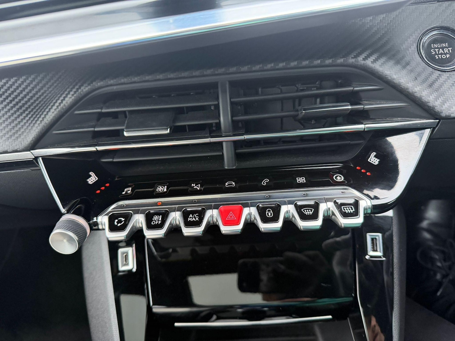 Used Peugeot 2008 2021 for sale - 77049750: Photo 42