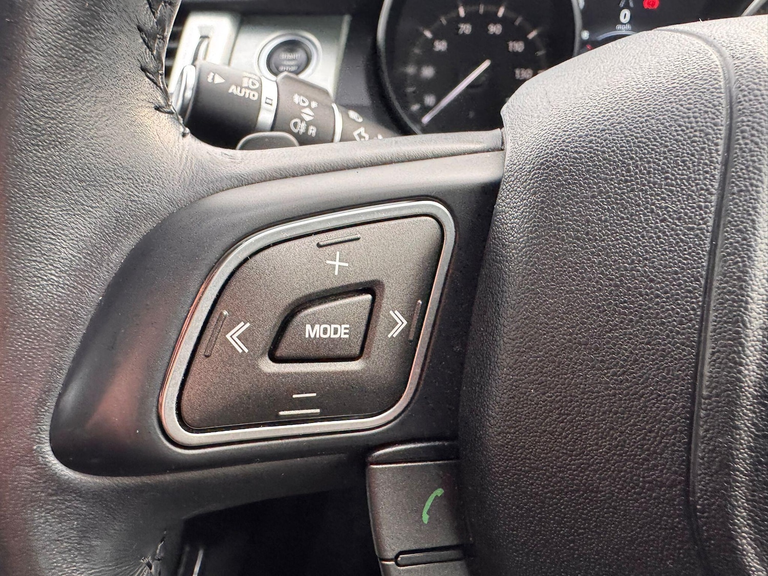 Used Land Rover Range Rover Evoque 2018 for sale - 77120261: Photo 12