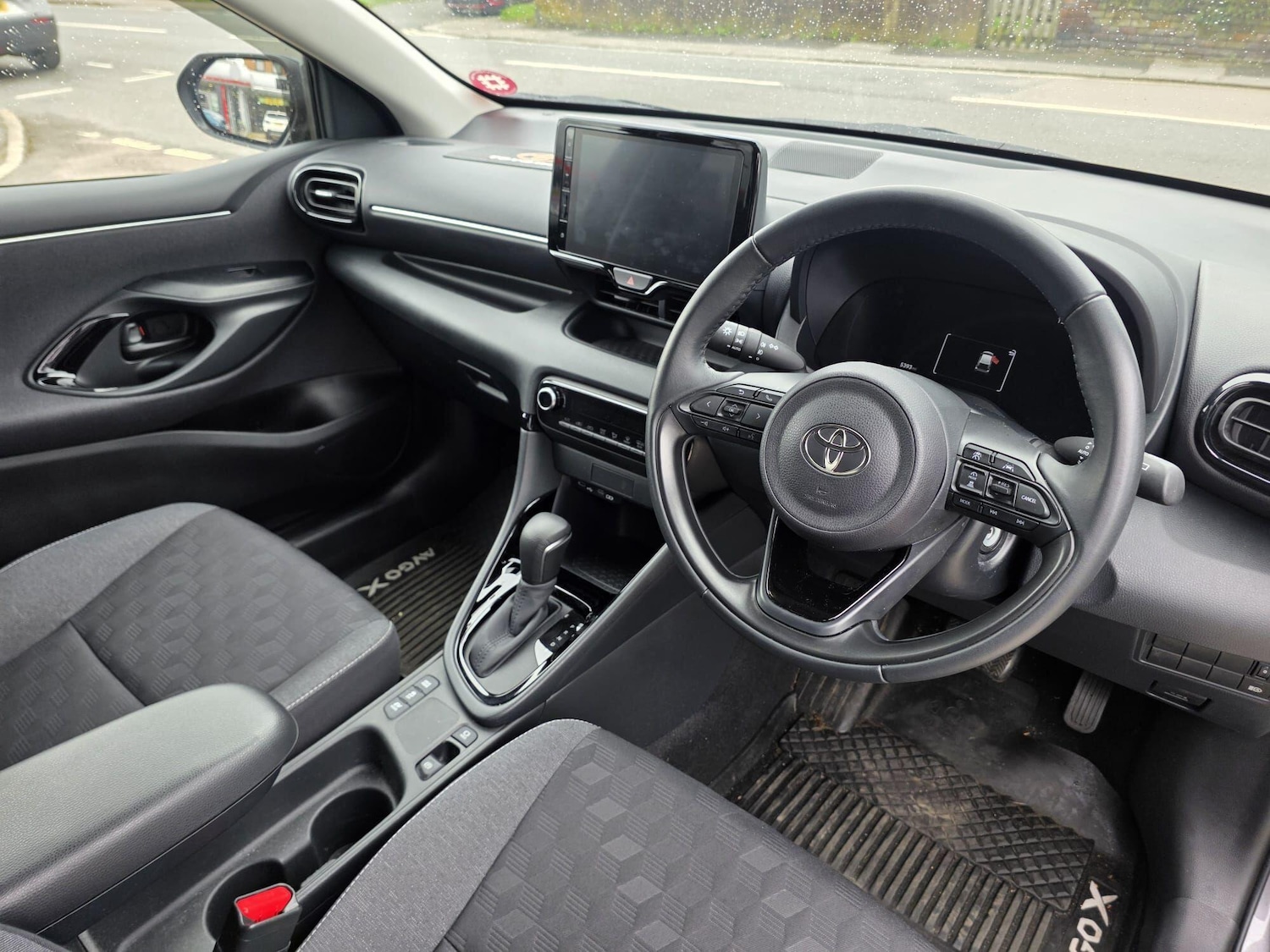 Used Toyota Yaris 2024 for sale - 78072127: Photo 12