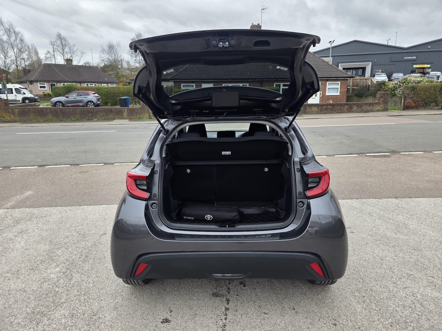 Used Toyota Yaris 2024 for sale - 78072127: Photo 9