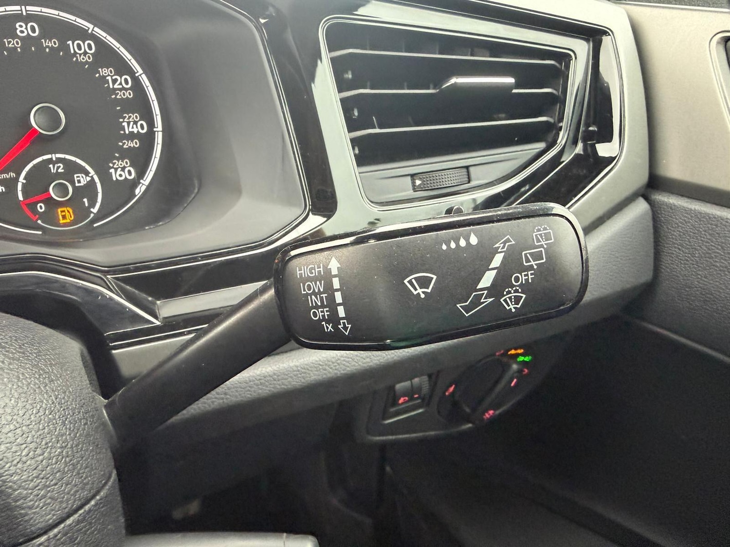 Used Volkswagen Polo for sale - 77612526: Photo 24