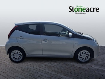 Used Toyota AYGO 2020 for sale - 75609706: Photo