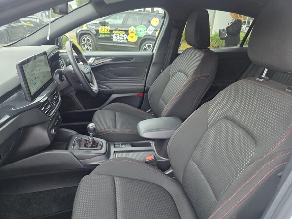 Used Ford Focus 2023 for sale - 76199975: Photo 10