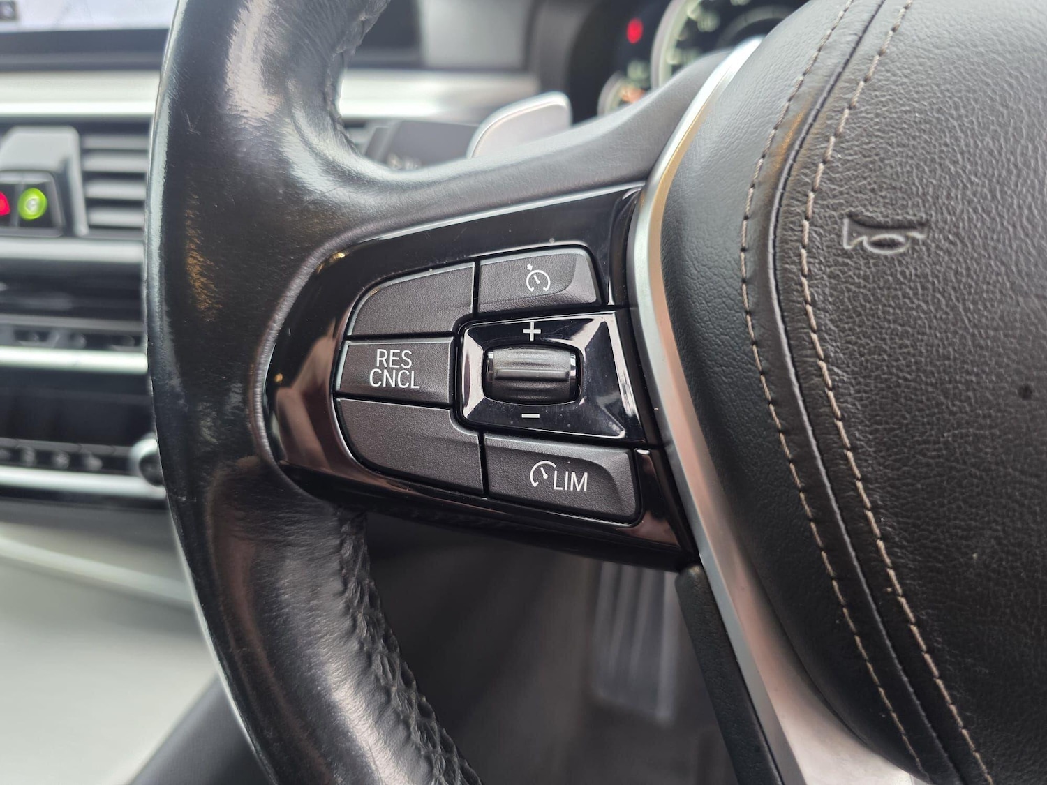 Used BMW 5 Series 2017 for sale - 76226331: Photo 14