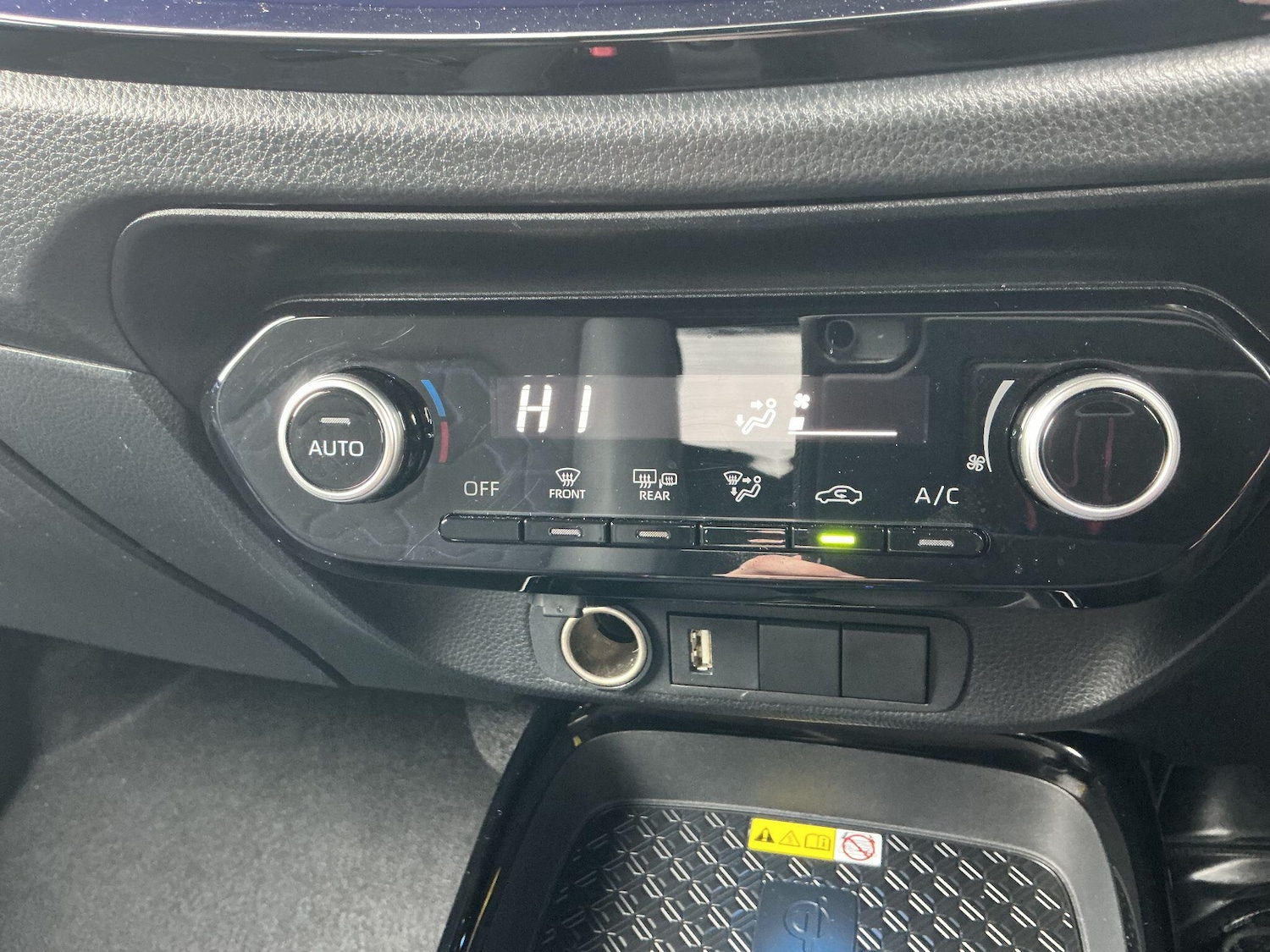 Used Toyota Aygo X 2023 for sale - 76314389: Photo 15